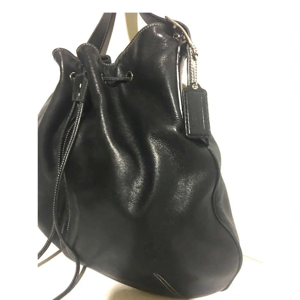 Coach vintage black leather crossbody handbag - Picture 10 of 11